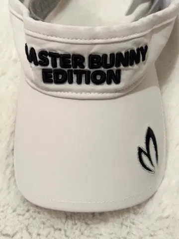 MASTERBUNNYEDITION 바이저