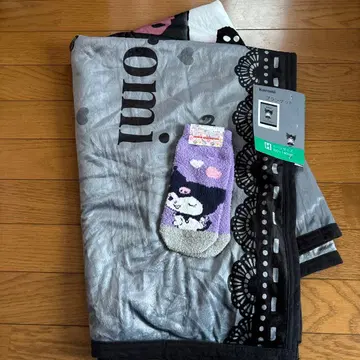 새상품 산리오 쿠로미 담요 하프 사이즈