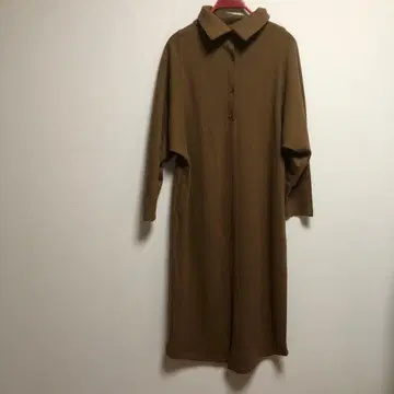 브라운 버튼 긴팔 셔츠 원피스