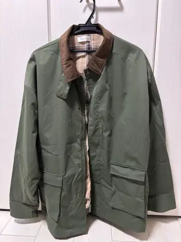 올리브 그린 밀리터리 자켓