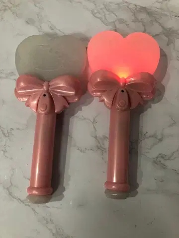 키티 하트형 리본 라이트 2개 세트 530