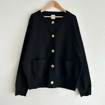 스픽&스판 워셔블 크루넥 가디건