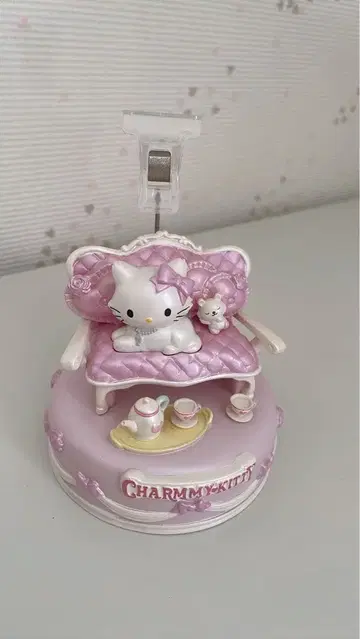 매력적인 키티 달력 포함 피규어