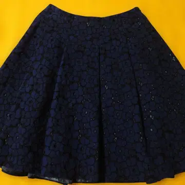 네이비 꽃무늬 레이스 플리츠 스커트
