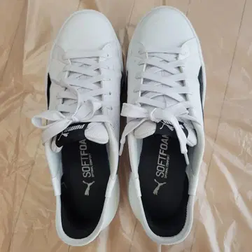 PUMA 남성용 여성용 스니커즈 화이트 x 블랙 25.0