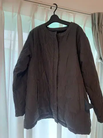 다크 그레이 퀼팅 자켓 L 사이즈