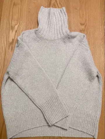 CALERIE VIE 파인 울 터틀 라이트 베이지