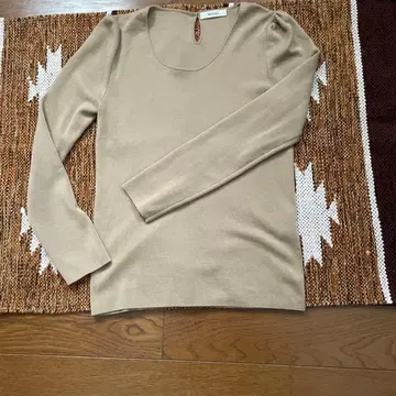 베이지 긴팔 니트 사이즈 38 울 100%