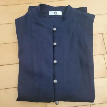 나호카 워킹 오피스 인디고  면 100 슬리브리스 튜닉