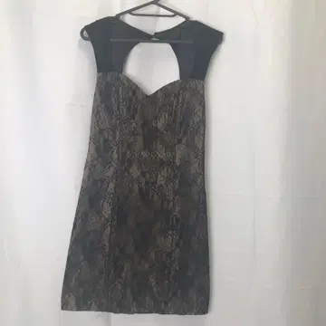 새상품 택 없음 하자 있음 GUESS 레이스 원피스