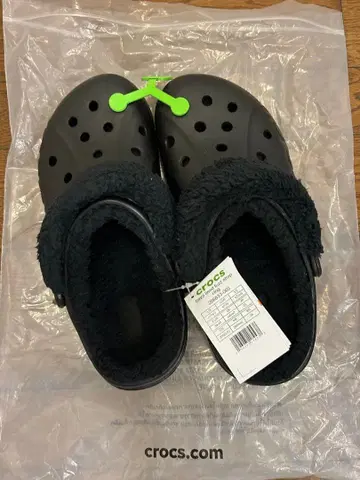 크록스 바야 라인드 퍼 스트랩