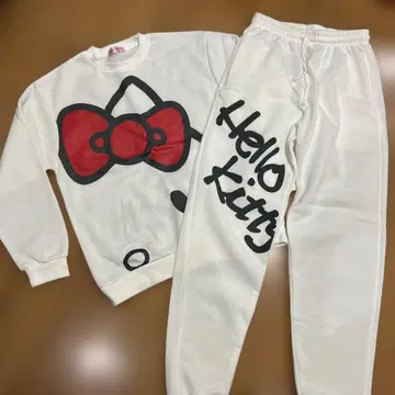 헬로키티 맨투맨 상하의 속기모 M 사이즈