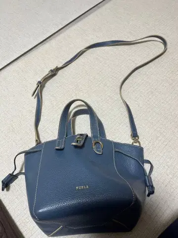 FURLA 파랑 가죽 숄더백