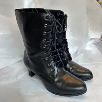 새상품급 블랙 레이스업 숏부츠 인조 가죽 24.5cm