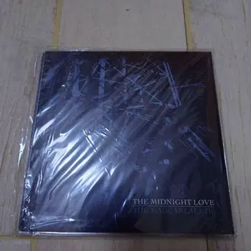 THE MIDNIGHT LOVE / THE MADCAP LAUGHS