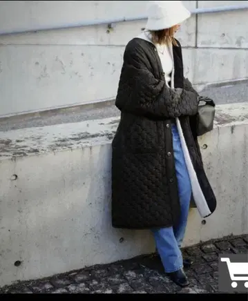 안티카 antiqua 블랙 퀼팅 롱 코트