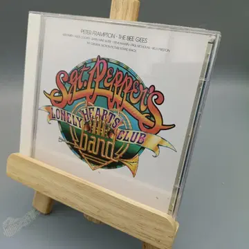 Sgt. Pepper's Lonely Hearts Club Band CD