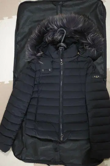 TATRAS 블랙 VARENA