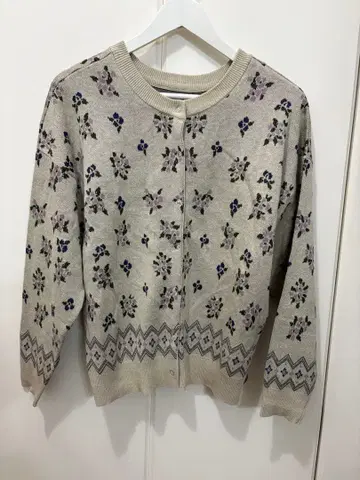 사만사 모스모스 꽃 패턴 니트 가디건 긴팔 베이지