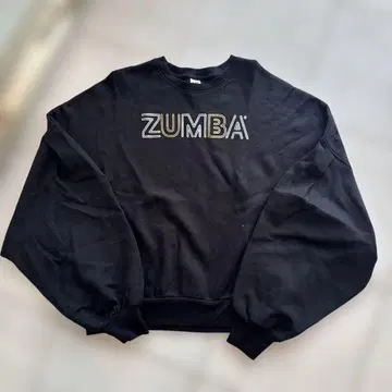 ZUMBA 블랙 맨투맨 XS/S