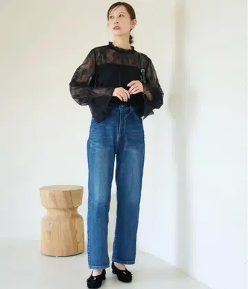 로페피크닉 허리 쉐이프 하이라이즈맘 청바지