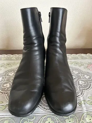 RIZ RAFFINEE 블랙 가죽 부츠 지퍼 포함 23.5cm