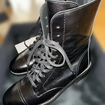 가죽 레이스업 부츠 블랙