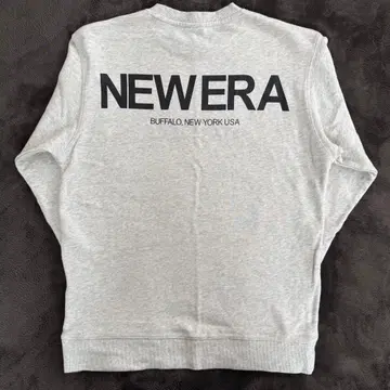 NEW ERA 트레이닝복 오트밀 L