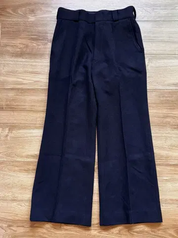 더 신즈 센터라인 팬츠 네이비