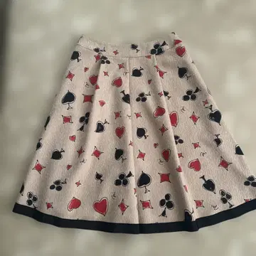 M'S GRACY 트럼프 무늬 플레어 스커트 42