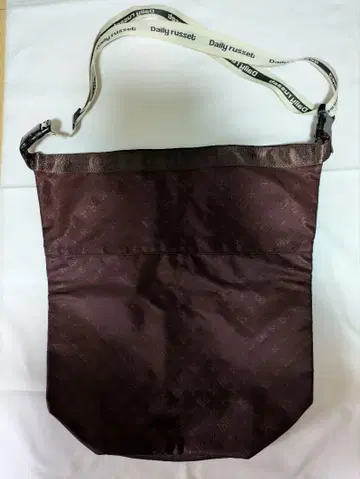 데일리 러셋 큰 숄더백