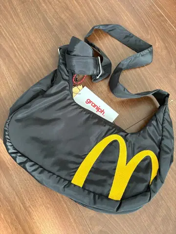 그라니프 맥도날드 미니 숄더