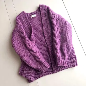 슬로브 이에나 큼직하게 짠 케이블 니트 가디건 퍼플