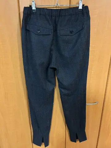 L'UNE 다크 그레이 뤼느 팬츠 사이즈 36