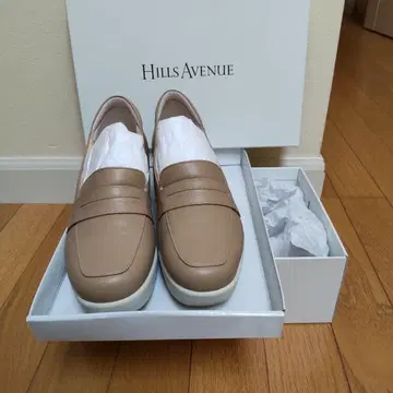 HILLS AVENUE 베이지 로퍼