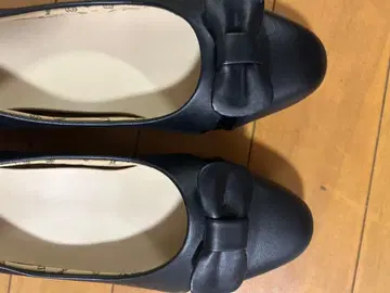 헬로키티 리본 포함 펌프스 블랙