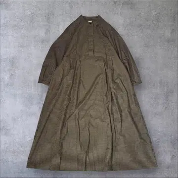 새상품급 어반 리서치 도어스 체크 무늬 벌룬 슬리브 원피스