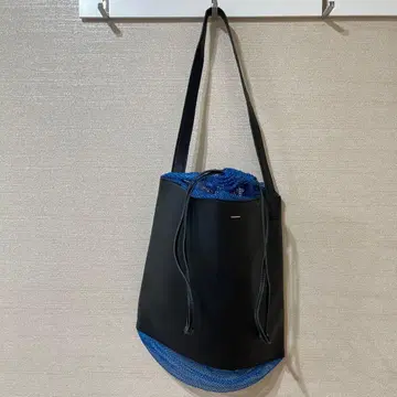 SEEKER 토트백 블랙/파랑 합성 피혁/메쉬