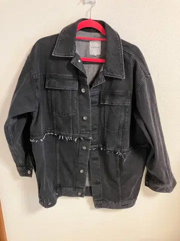 LEPSIM 블랙 데님 자켓 프린지 가공