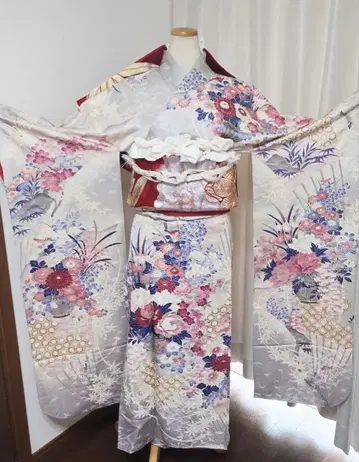 성인식 순수 실크 후리소데 풀세트 옅은 실버 럭셔리 화려함