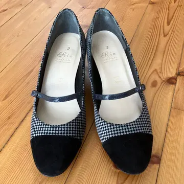 리즈라피네 콤비 펌프스