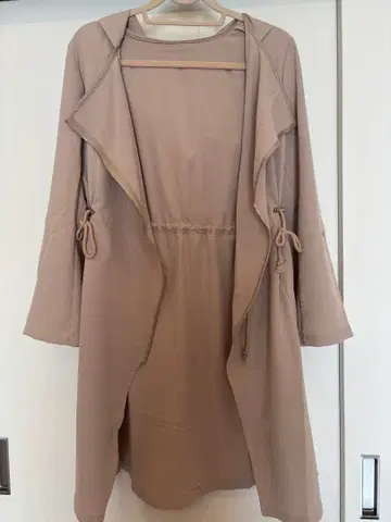 새상품급!! 안미코 짐노페디아 마운틴 파카