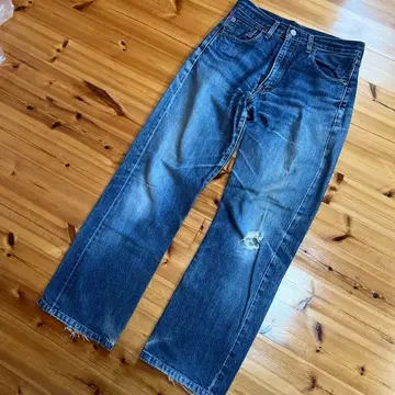 다크 블루 와이드 레그 데님 무릎 데미지