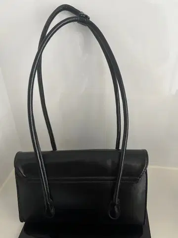 블랙 심플 핸드백