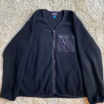 [ 새상품급 ] 파타고니아 신틸라 가디건 L 사이즈 블랙 BLK 플리스