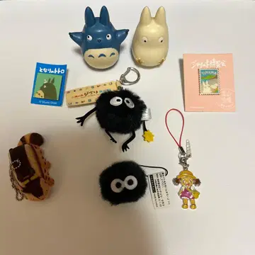 지브리 이웃집 토토로 토토로 고양이 버스 검댕이 요정 오뚝이