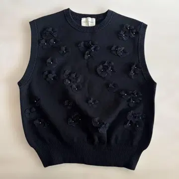 UNITED ARROWS 3D 모티브 플라워 니트 베스트