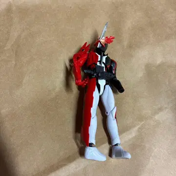 가면라이더풍 드래곤 피규어