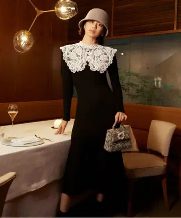 snidel 빅 레이스 칼라 니트 원피스 사이즈 1