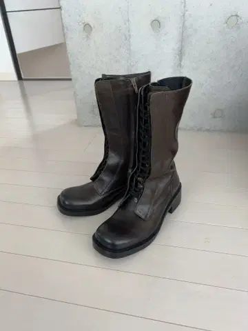 이번 시즌 완판 ZARA 리얼 가죽 레이스업 숏부츠 39 17990엔